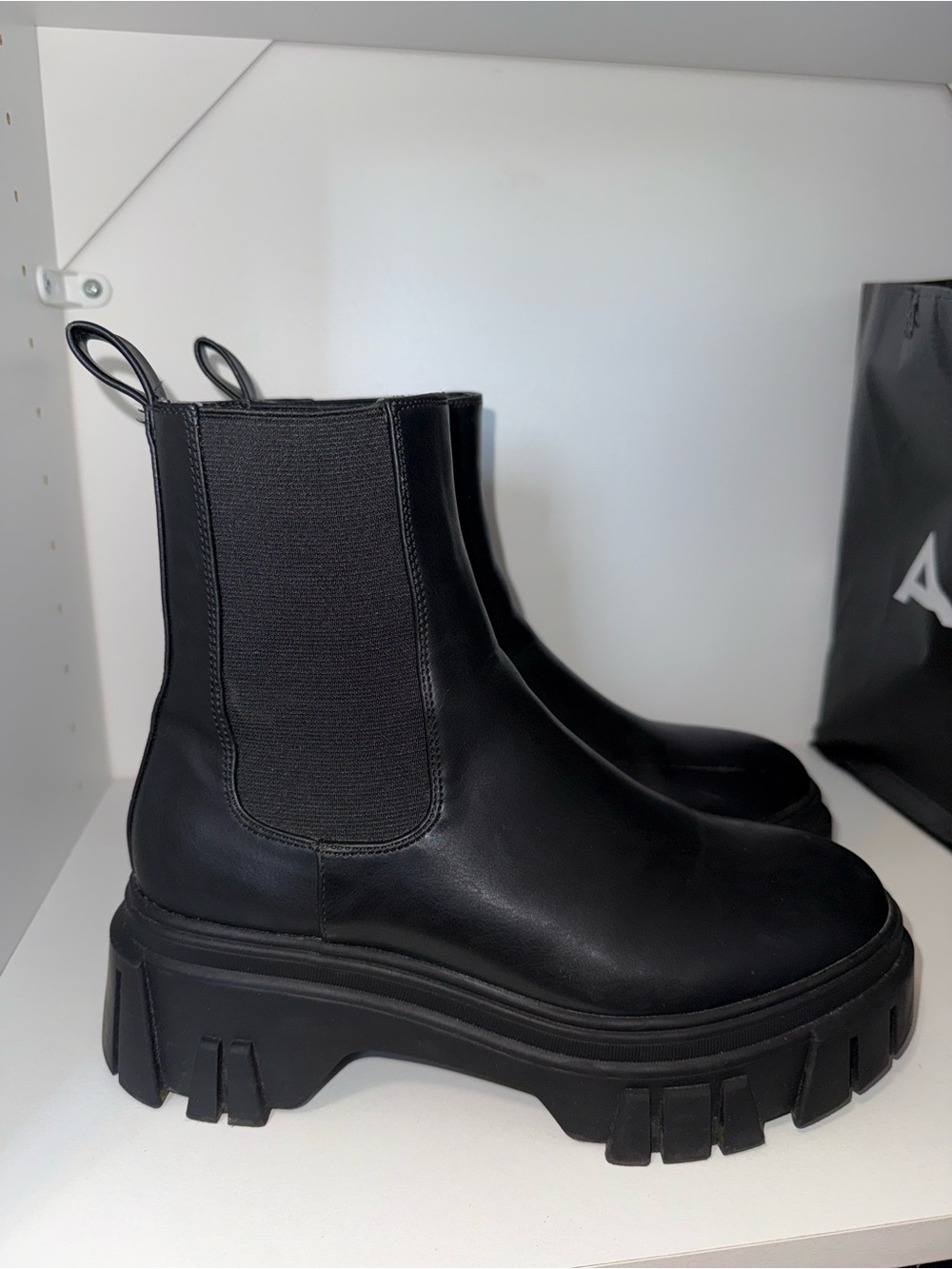 Black Chunky Platform Chelsea Boots